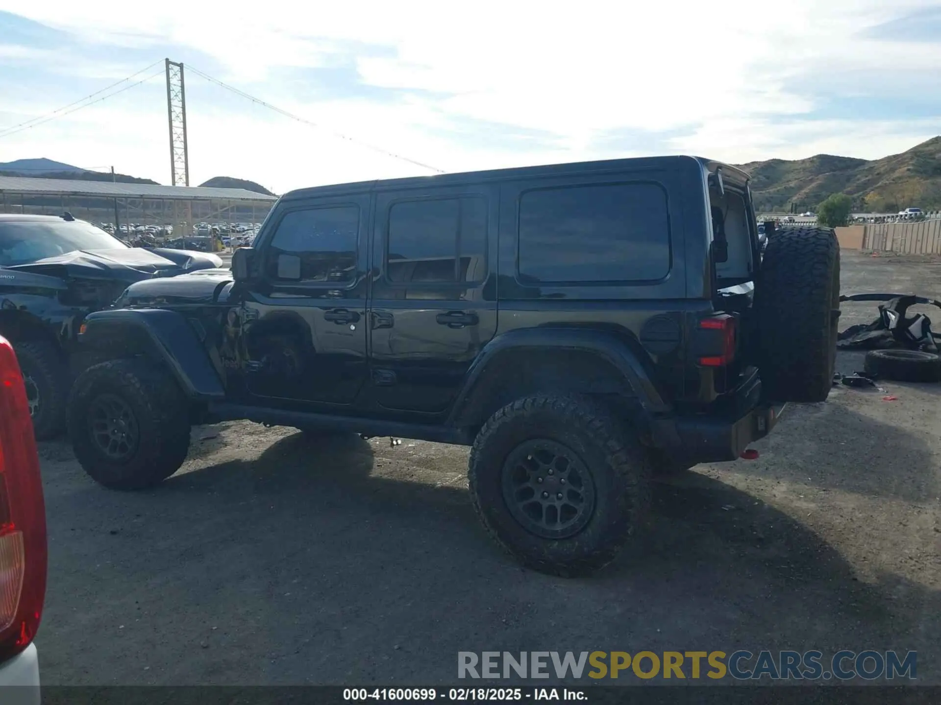 13 Фотография поврежденного автомобиля 1C4JJXFG2NW218539 JEEP WRANGLER UNLIMITED 2022