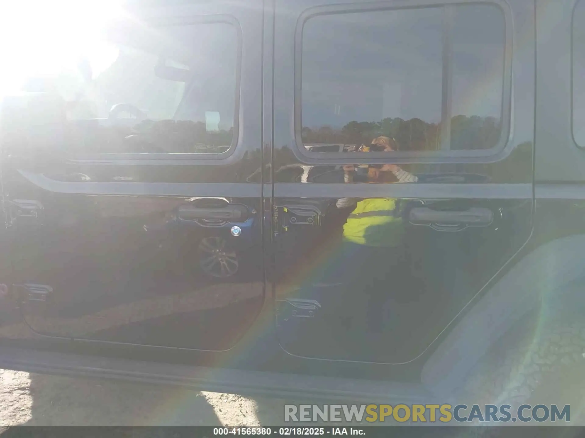 15 Фотография поврежденного автомобиля 1C4JJXFG9NW264028 JEEP WRANGLER UNLIMITED 2022