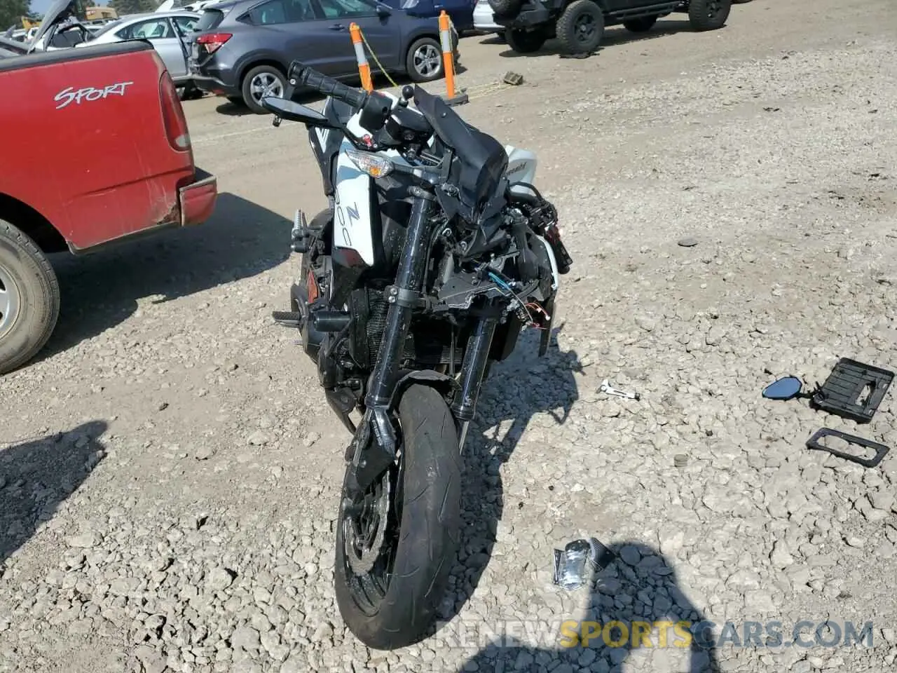 2 Фотография поврежденного автомобиля ML5ZRDF10NDA54691 KAWASAKI ZR900 F 2022