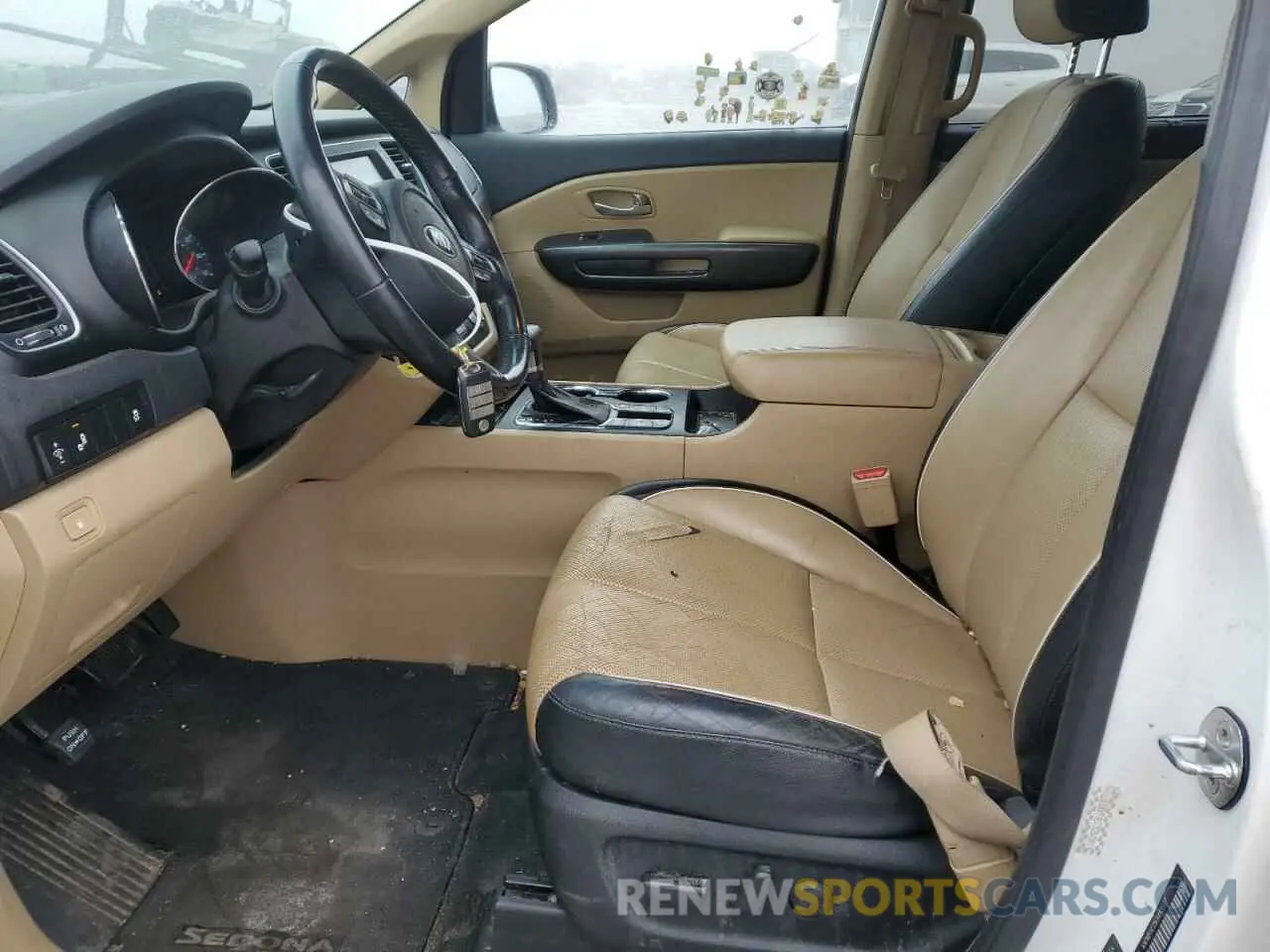 7 Фотография поврежденного автомобиля KNDMB5C13K6493377 KIA All Models 2019