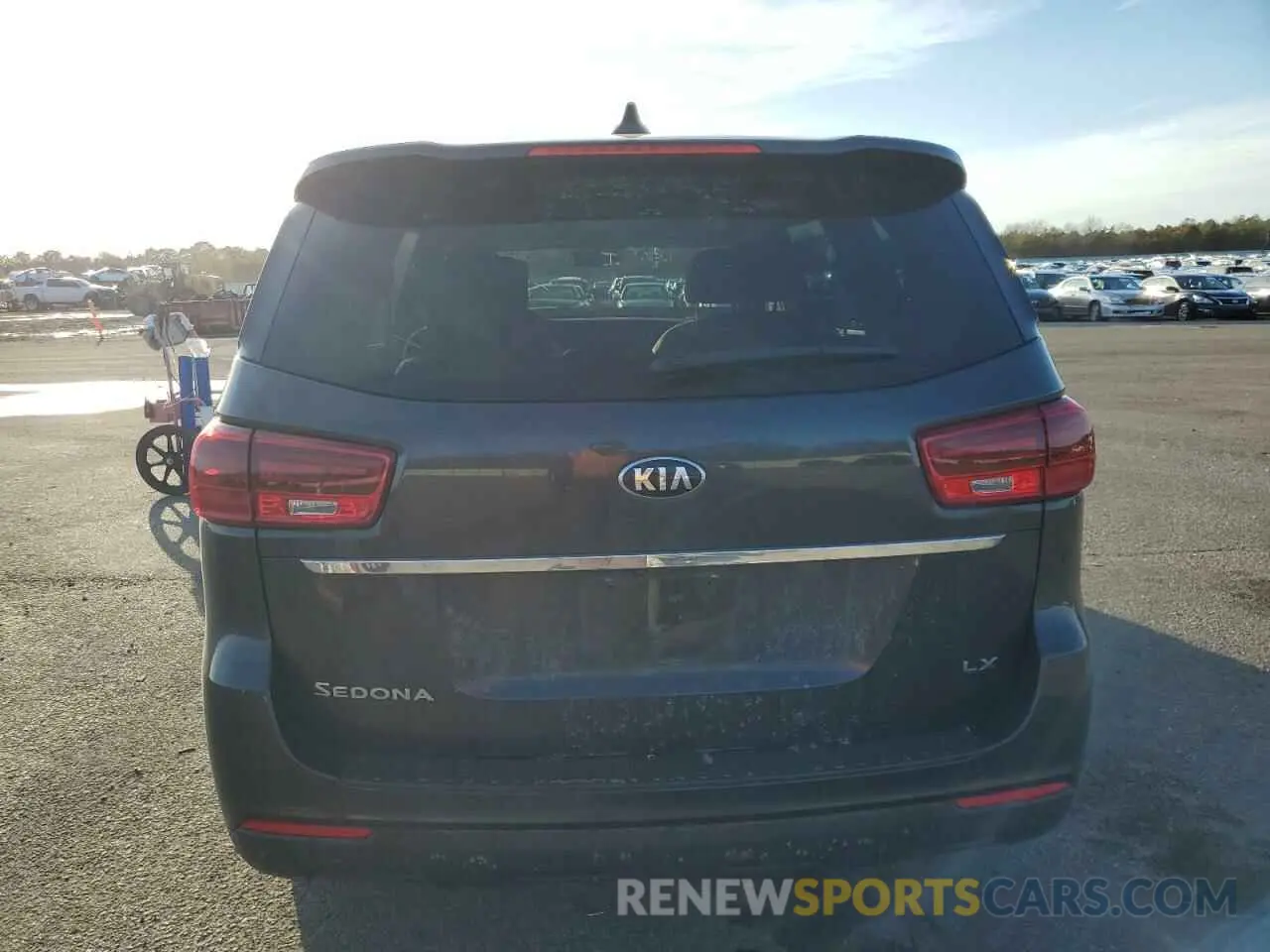 6 Фотография поврежденного автомобиля KNDMB5C13K6552475 KIA All Models 2019