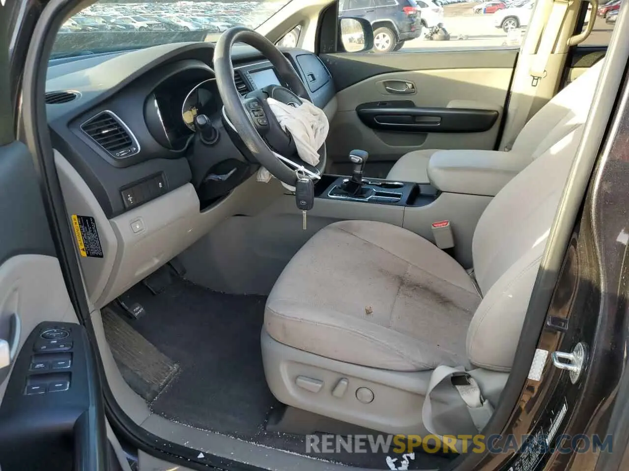 7 Фотография поврежденного автомобиля KNDMB5C13K6552475 KIA All Models 2019