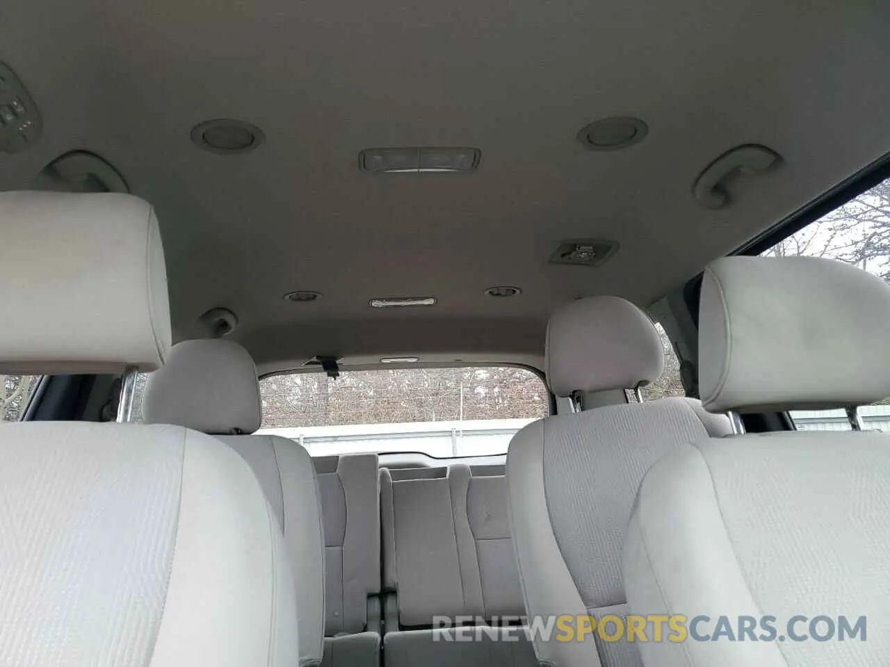 10 Фотография поврежденного автомобиля KNDMB5C13K6564982 KIA All Models 2019