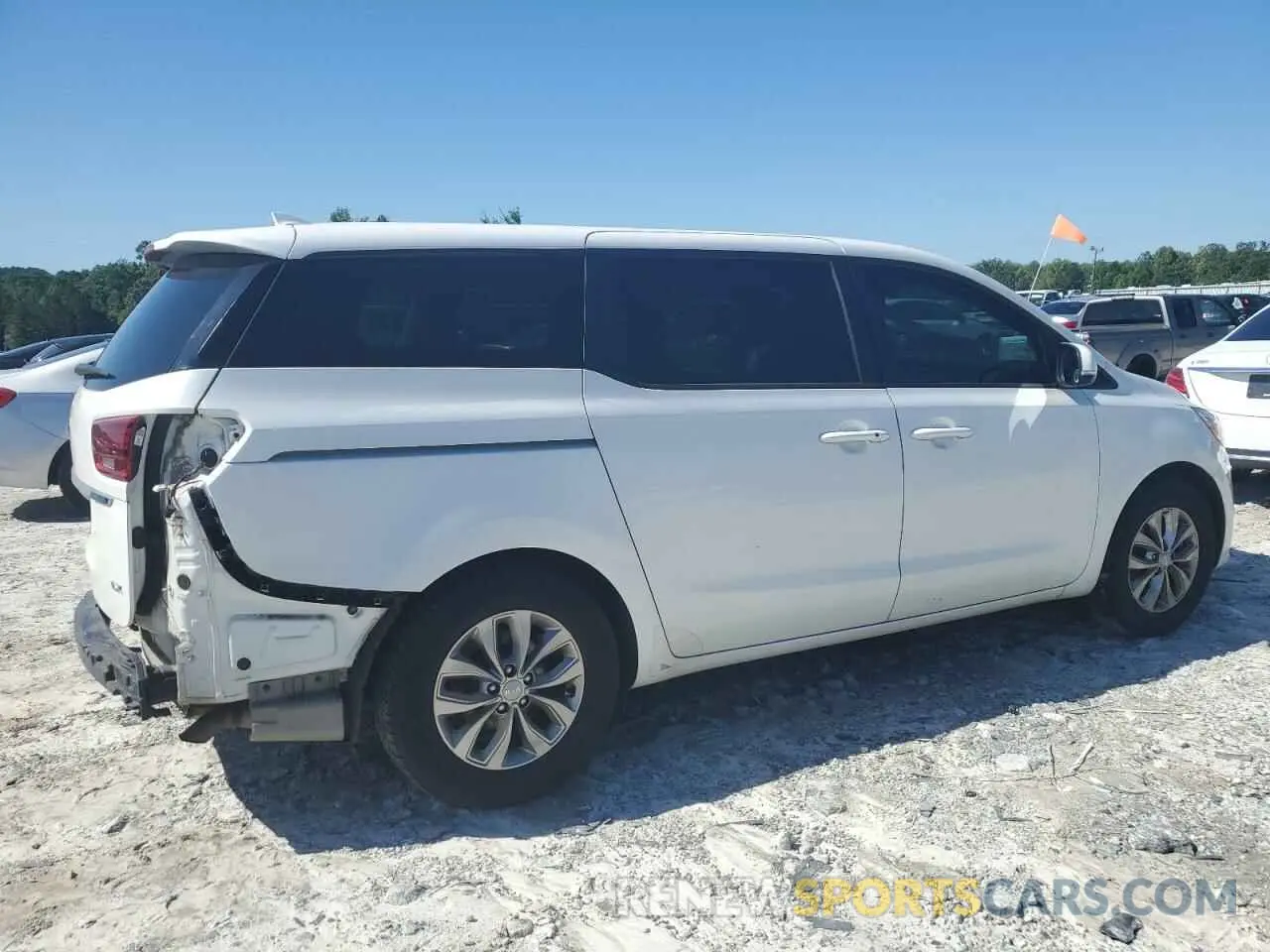 3 Photograph of a damaged car KNDMB5C15K6511359 KIA All Models 2019