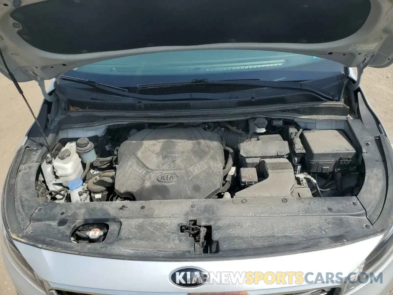 12 Photograph of a damaged car KNDMB5C17K6542290 KIA All Models 2019