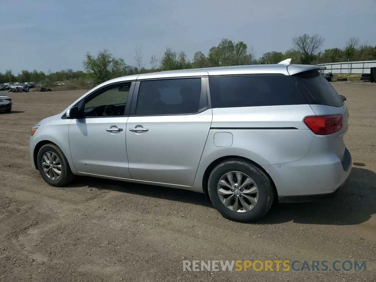 2 Photograph of a damaged car KNDMB5C17K6542290 KIA All Models 2019