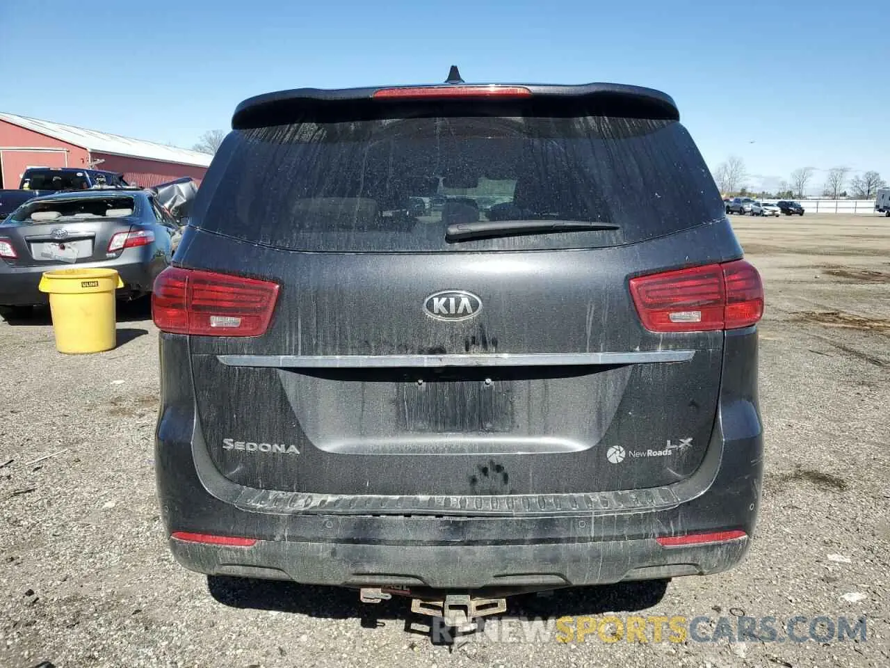 6 Photograph of a damaged car KNDMB5C12L6574016 KIA All Models 2020