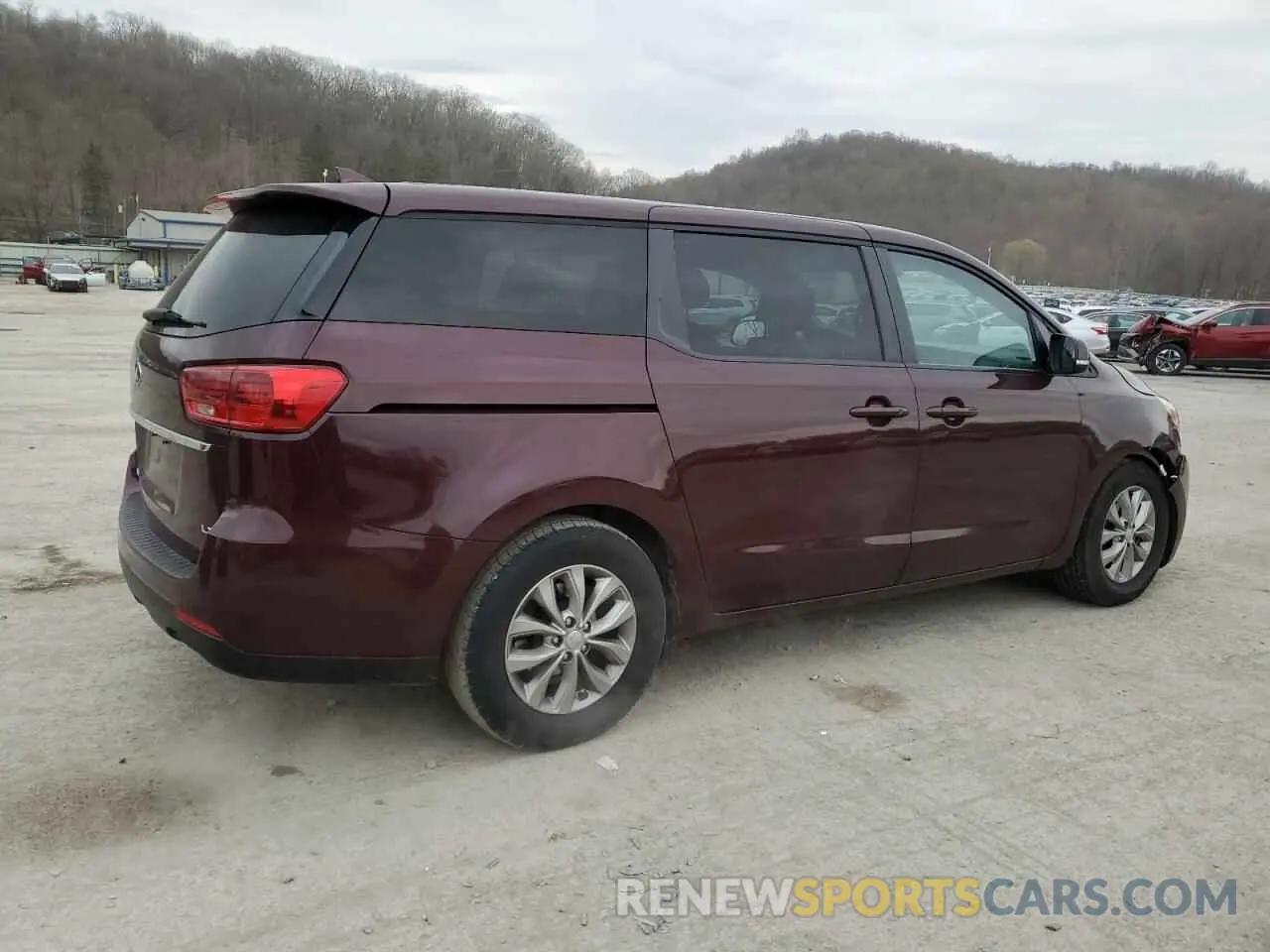 3 Photograph of a damaged car KNDMB5C16L6600665 KIA All Models 2020