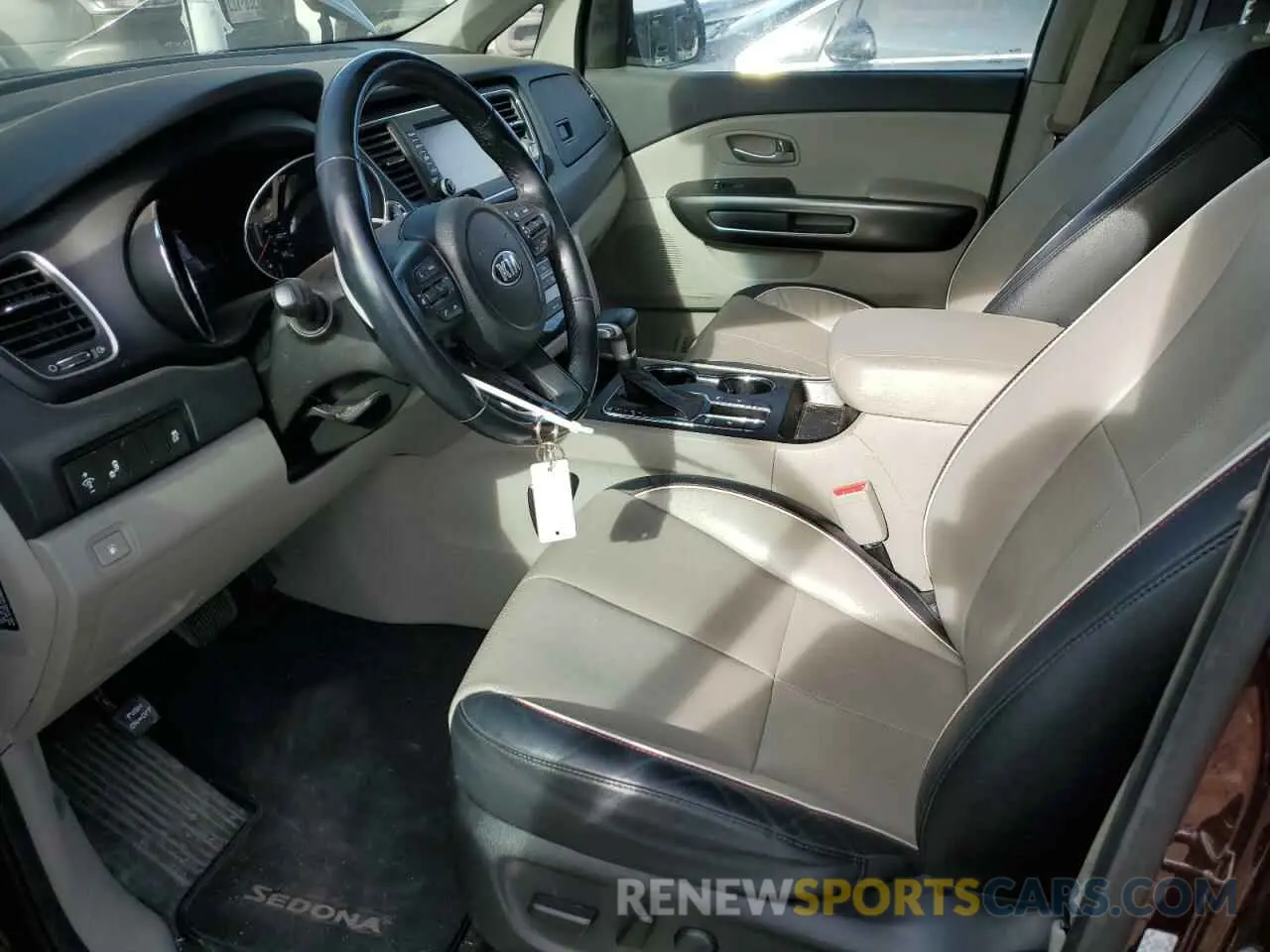 7 Фотография поврежденного автомобиля KNDMB5C17L6647865 KIA All Models 2020