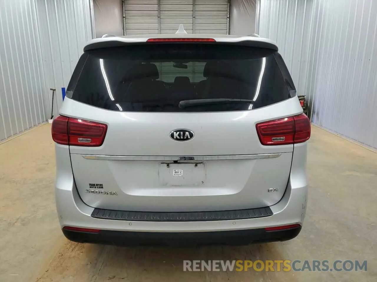 6 Photograph of a damaged car KNDMB5C18L6620660 KIA All Models 2020