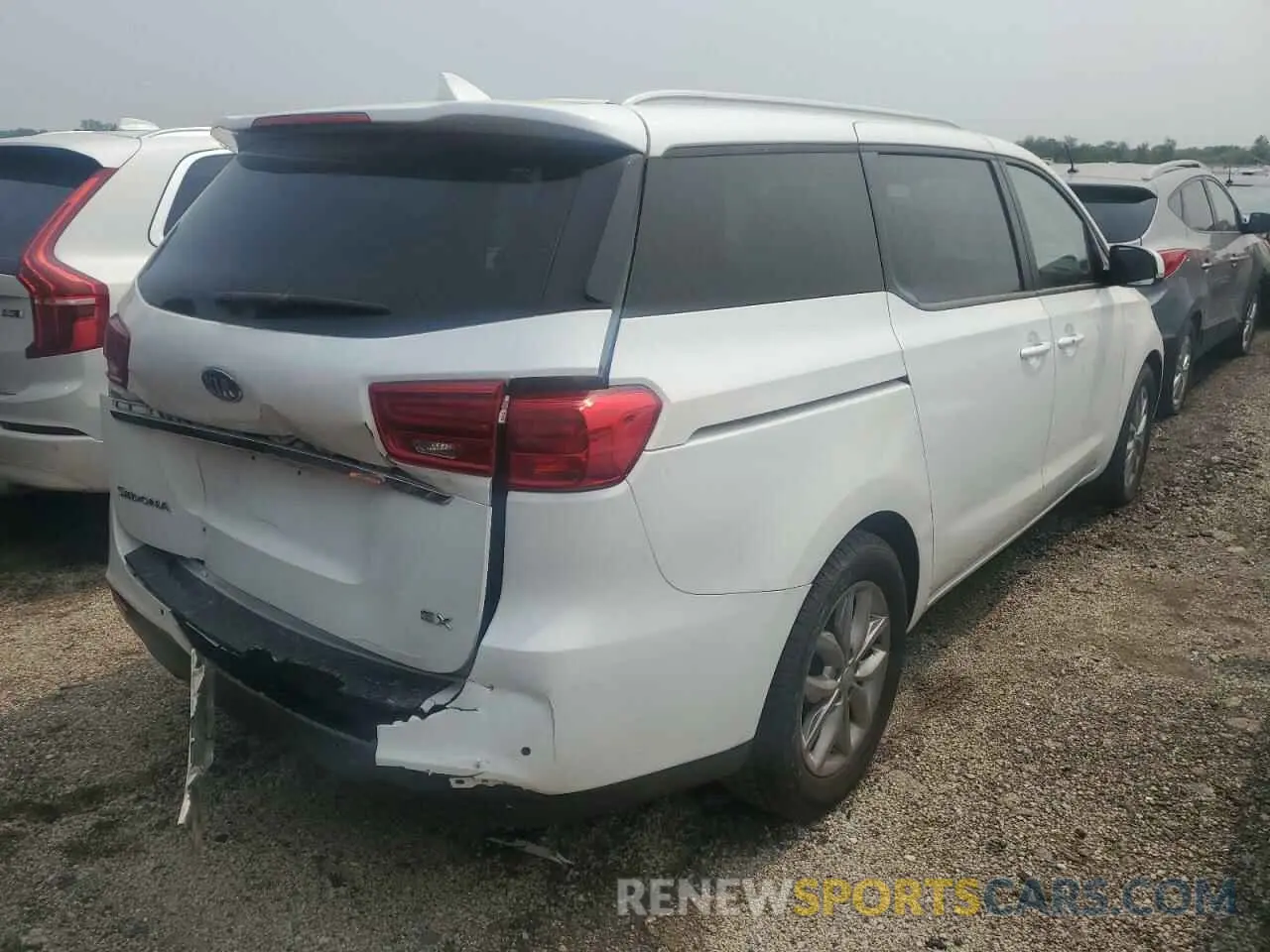 3 Photograph of a damaged car KNDMB5C17M6673366 KIA All Models 2021