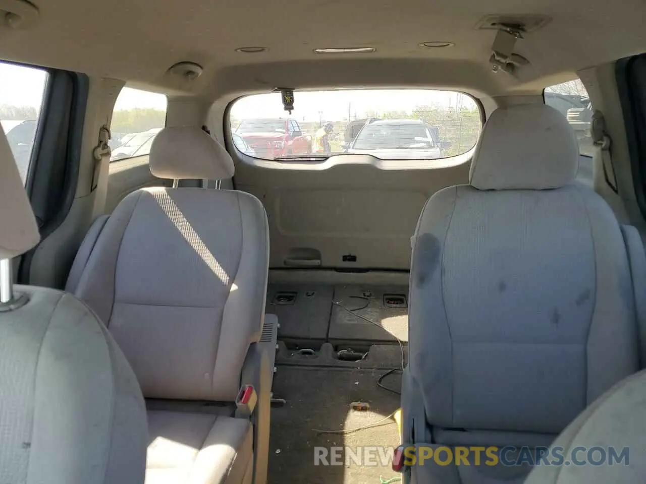 10 Фотография поврежденного автомобиля KNDMB5C19M6669111 KIA All Models 2021