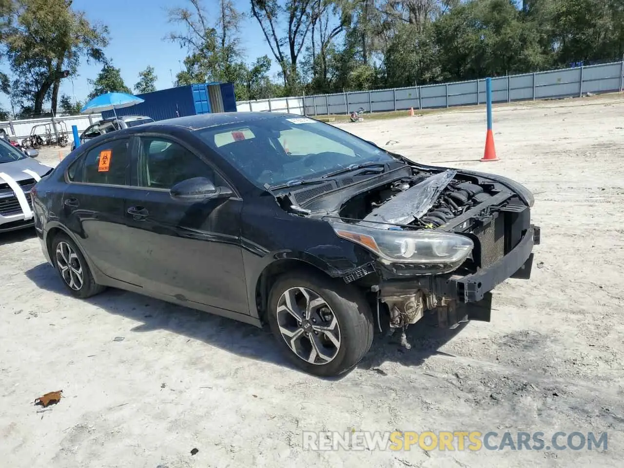 4 Photograph of a damaged car 3KPF24AD4KE027614 KIA AMANTI 2019