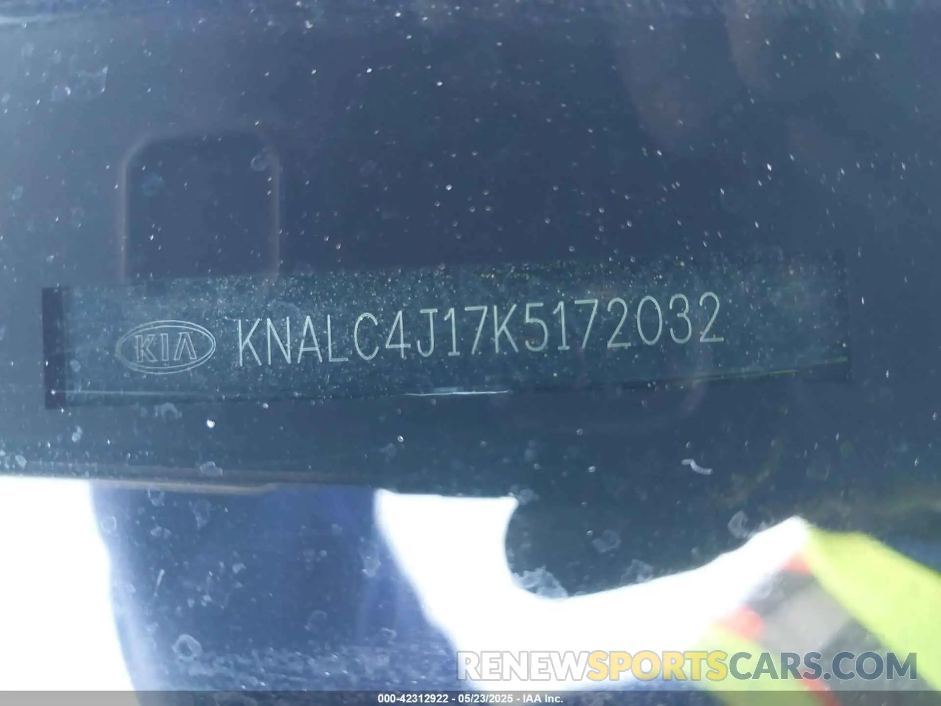 9 Фотография поврежденного автомобиля KNALC4J17K5172032 KIA CADENZA 2019