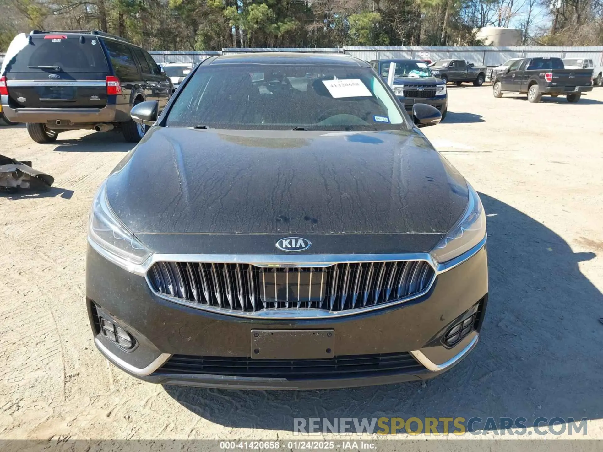 13 Photograph of a damaged car KNALC4J19K5171500 KIA CADENZA 2019