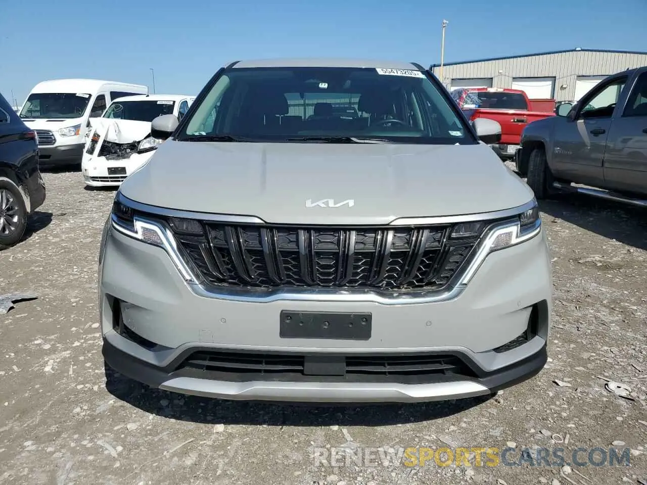 5 Photograph of a damaged car KNDNC5H35N6061924 KIA CARNIVAL E 2022