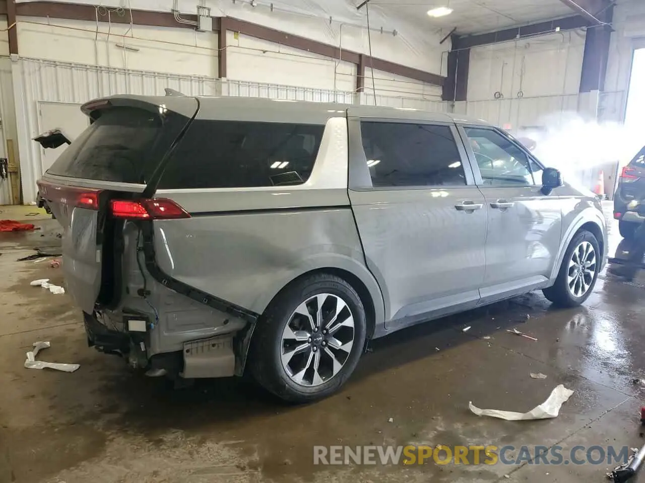 3 Photograph of a damaged car KNDNC5H30R6442389 KIA CARNIVAL E 2024
