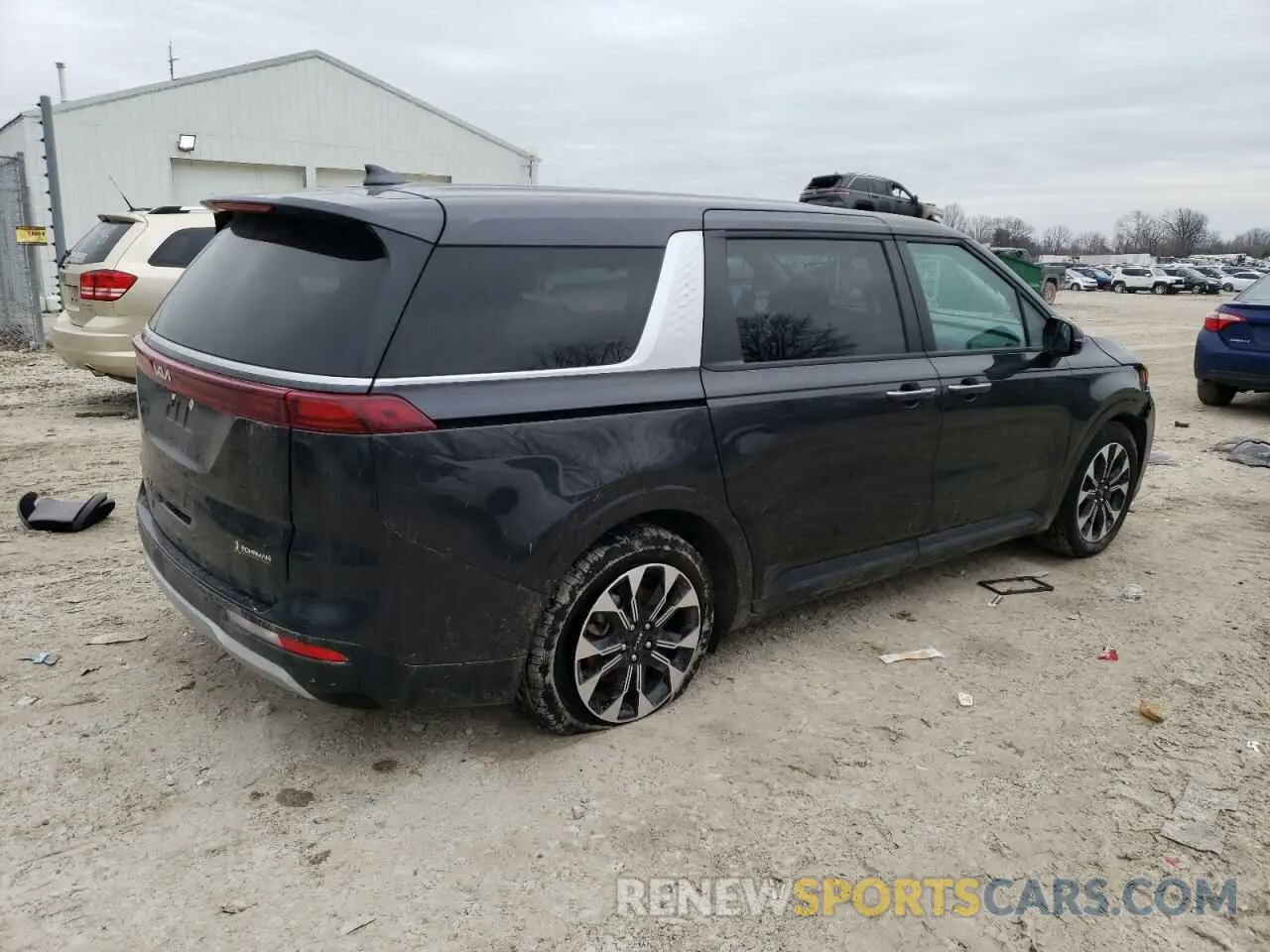 3 Photograph of a damaged car KNDNC5H31R6444751 KIA CARNIVAL E 2024
