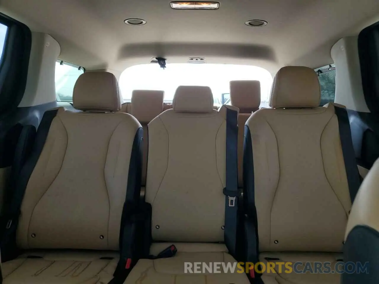 10 Фотография поврежденного автомобиля KNDNC5H36R6441375 KIA CARNIVAL E 2024