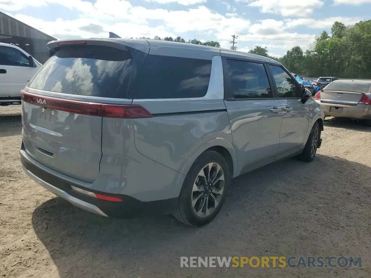 3 Photograph of a damaged car KNDNC5H39R6374724 KIA CARNIVAL E 2024