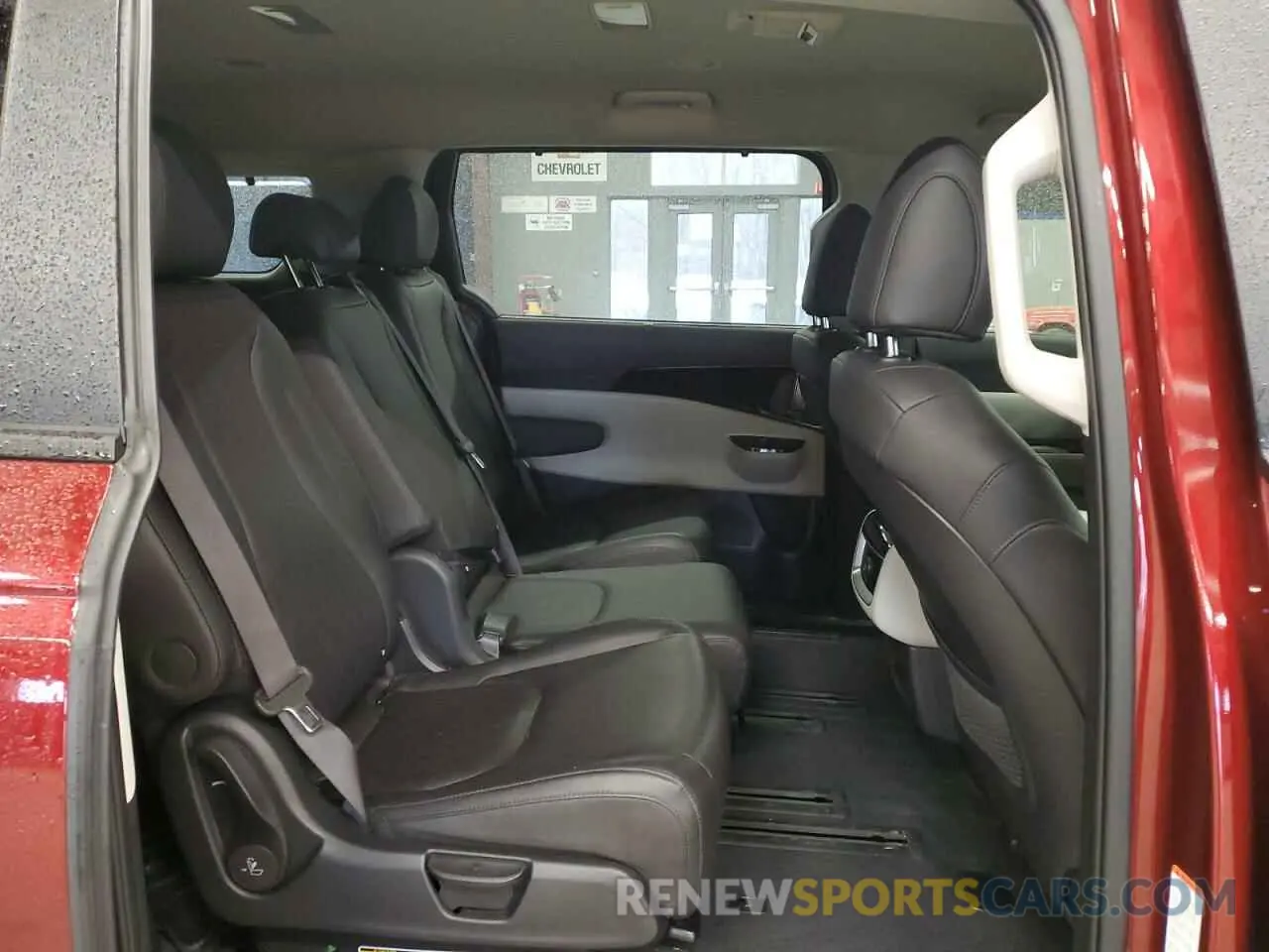 11 Фотография поврежденного автомобиля KNDNC5H3XR6397803 KIA CARNIVAL E 2024