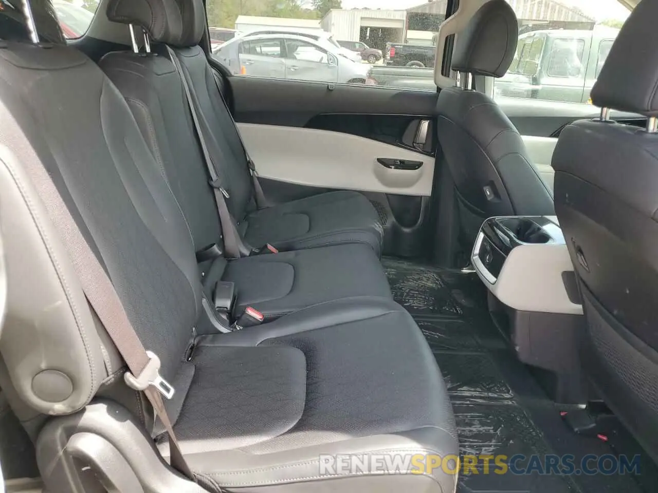 11 Фотография поврежденного автомобиля KNDNC5H3XR6404619 KIA CARNIVAL E 2024