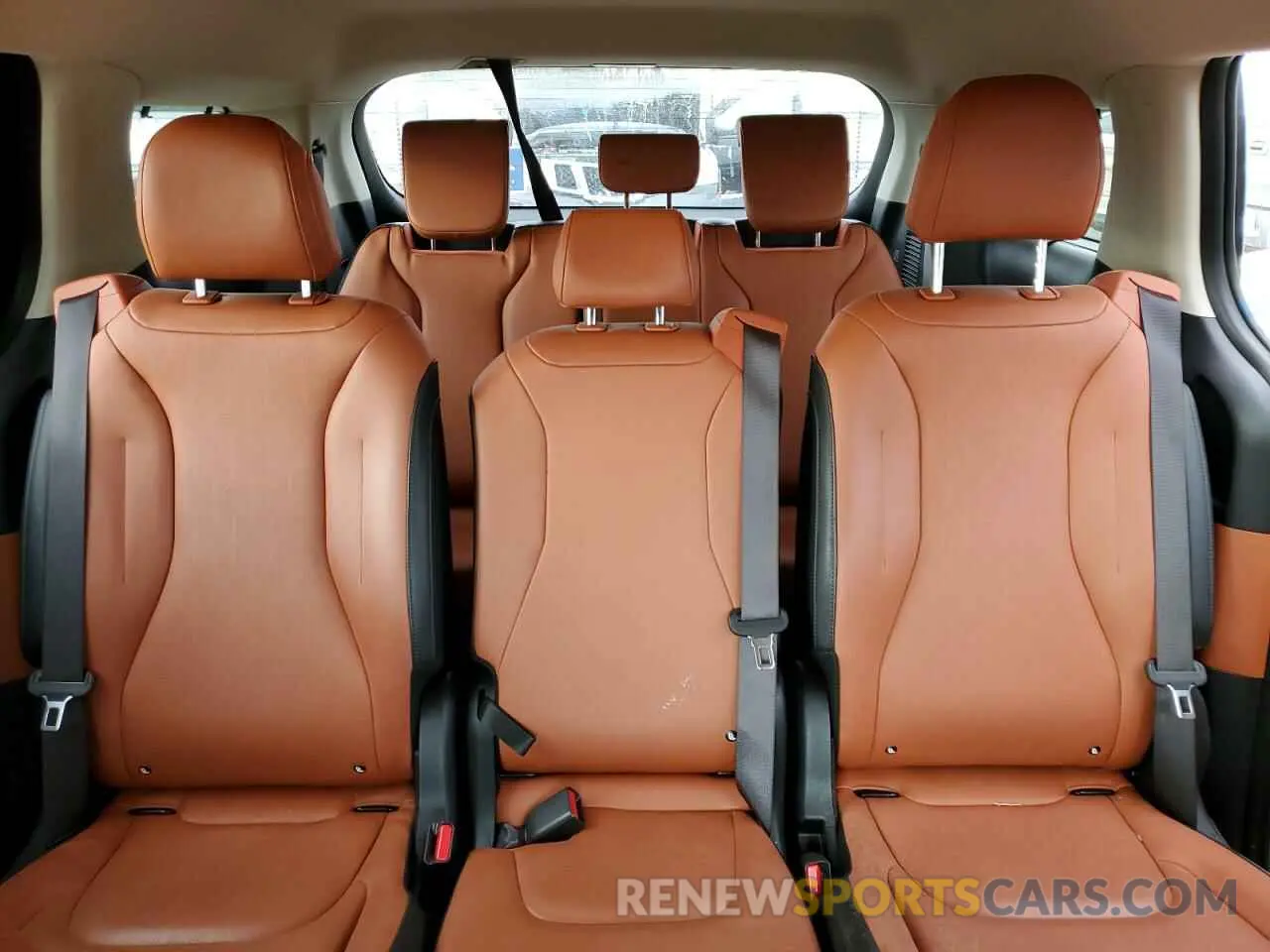 10 Photograph of a damaged car KNDNC5KAXS6032003 KIA CARNIVAL E 2025