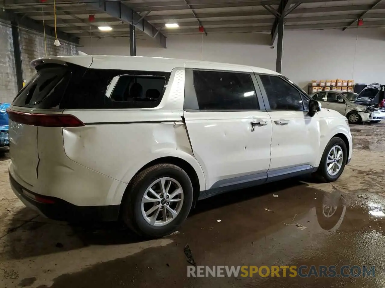 3 Photograph of a damaged car KNDNB4H30N6131911 KIA CARNIVAL L 2022