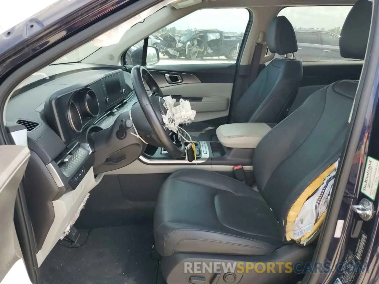 7 Photograph of a damaged car KNDNB4H30N6135991 KIA CARNIVAL L 2022