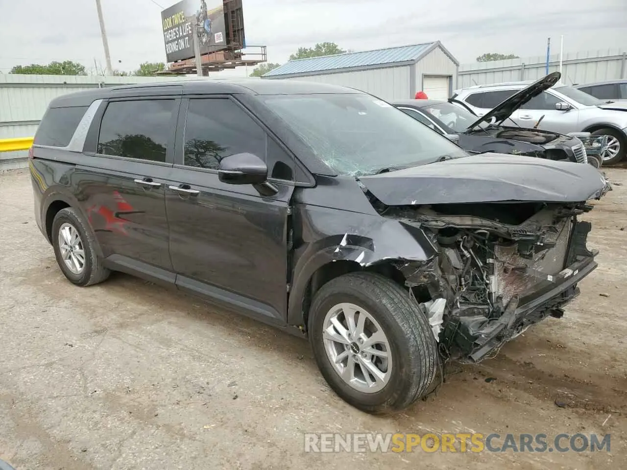 4 Фотография поврежденного автомобиля KNDNB4H3XN6096858 KIA CARNIVAL L 2022