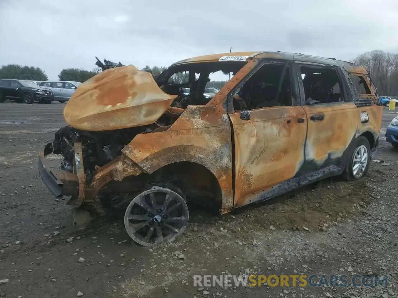 1 Photograph of a damaged car KNDNB4H32P6288262 KIA CARNIVAL L 2023