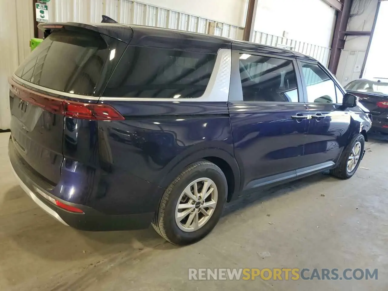 3 Photograph of a damaged car KNDNB4H33P6266402 KIA CARNIVAL L 2023