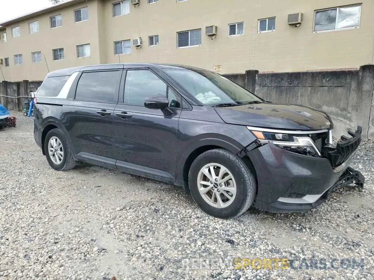 4 Фотография поврежденного автомобиля KNDNB4H39P6260491 KIA CARNIVAL L 2023
