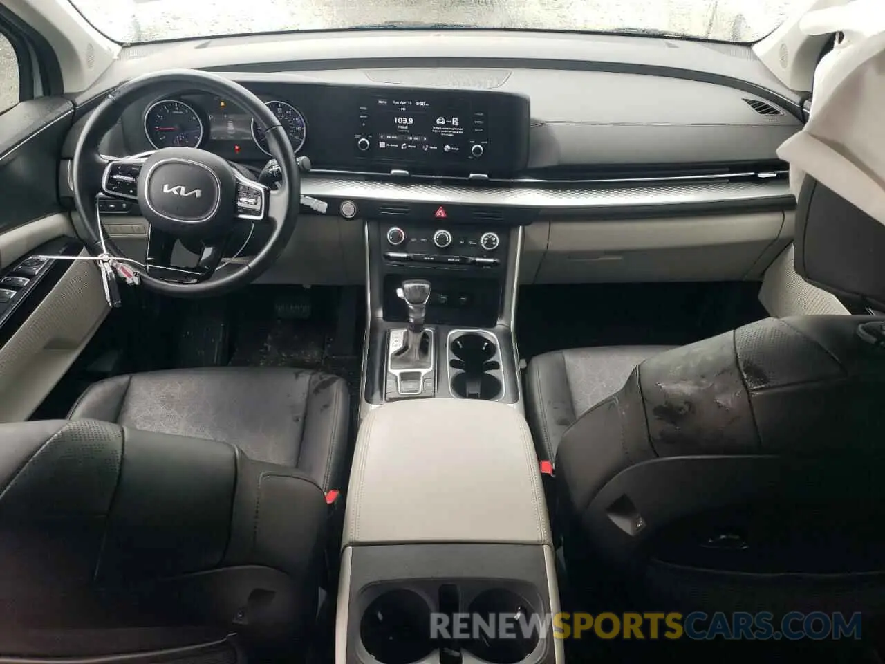 8 Фотография поврежденного автомобиля KNDNB4H3XP6212000 KIA CARNIVAL L 2023