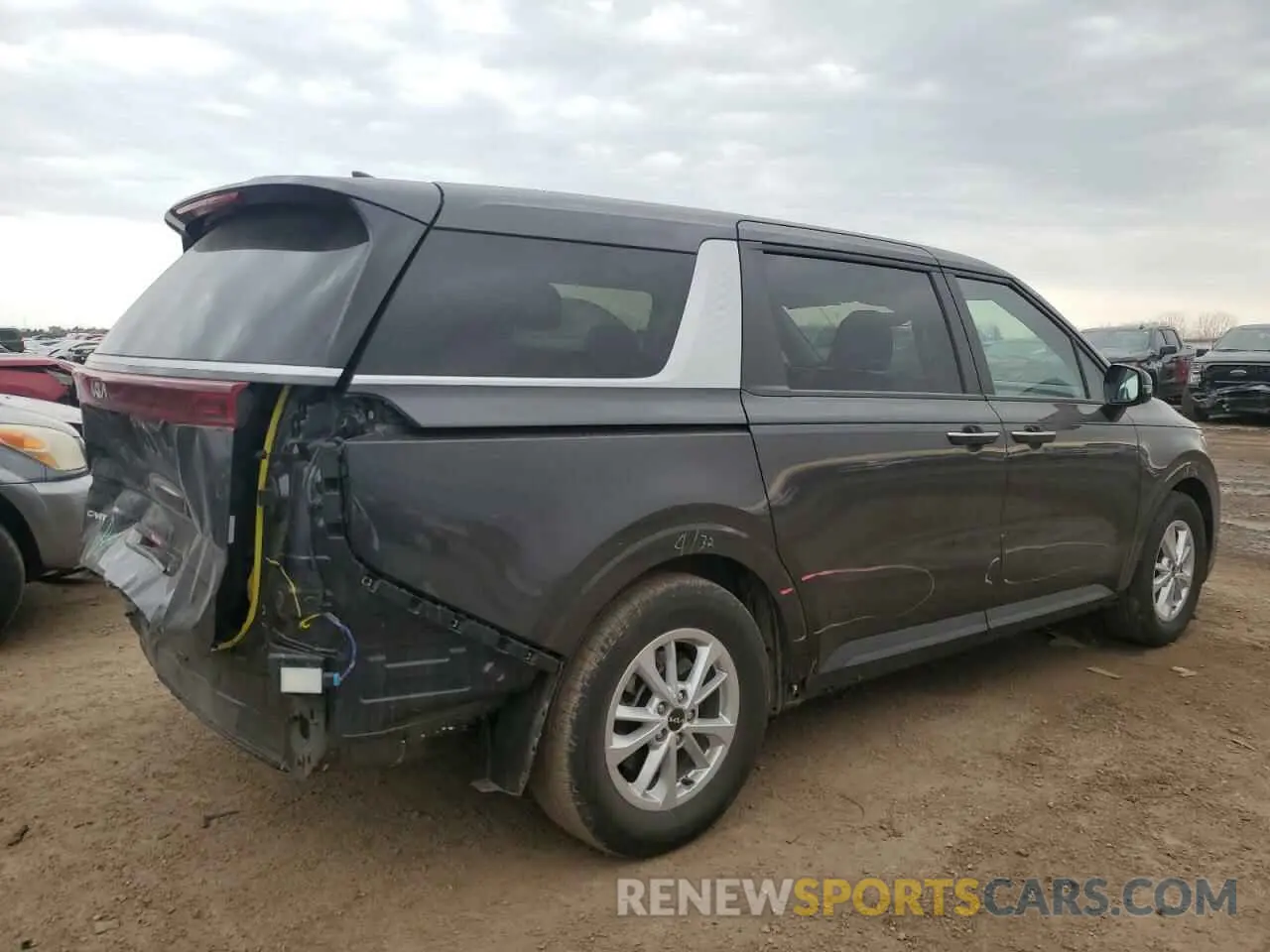 3 Фотография поврежденного автомобиля KNDNB4H30R6433818 KIA CARNIVAL L 2024