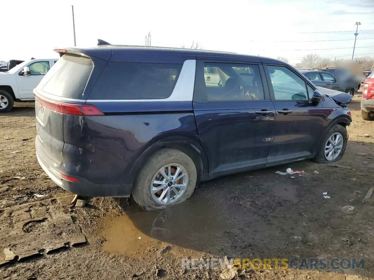 3 Фотография поврежденного автомобиля KNDNB4H34R6355298 KIA CARNIVAL L 2024