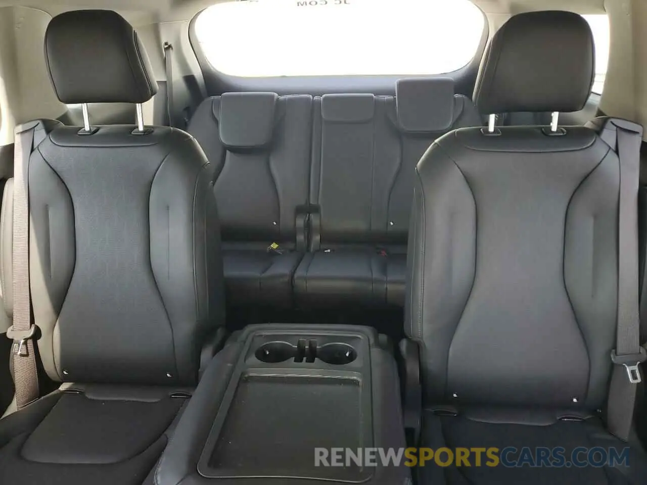 10 Photograph of a damaged car KNDNB4H36R6367310 KIA CARNIVAL L 2024