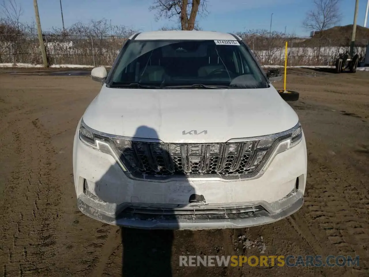 5 Photograph of a damaged car KNDNB5H30R6311577 KIA CARNIVAL L 2024