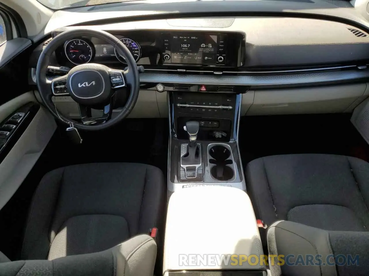 8 Фотография поврежденного автомобиля KNDNB5H37R6384333 KIA CARNIVAL L 2024