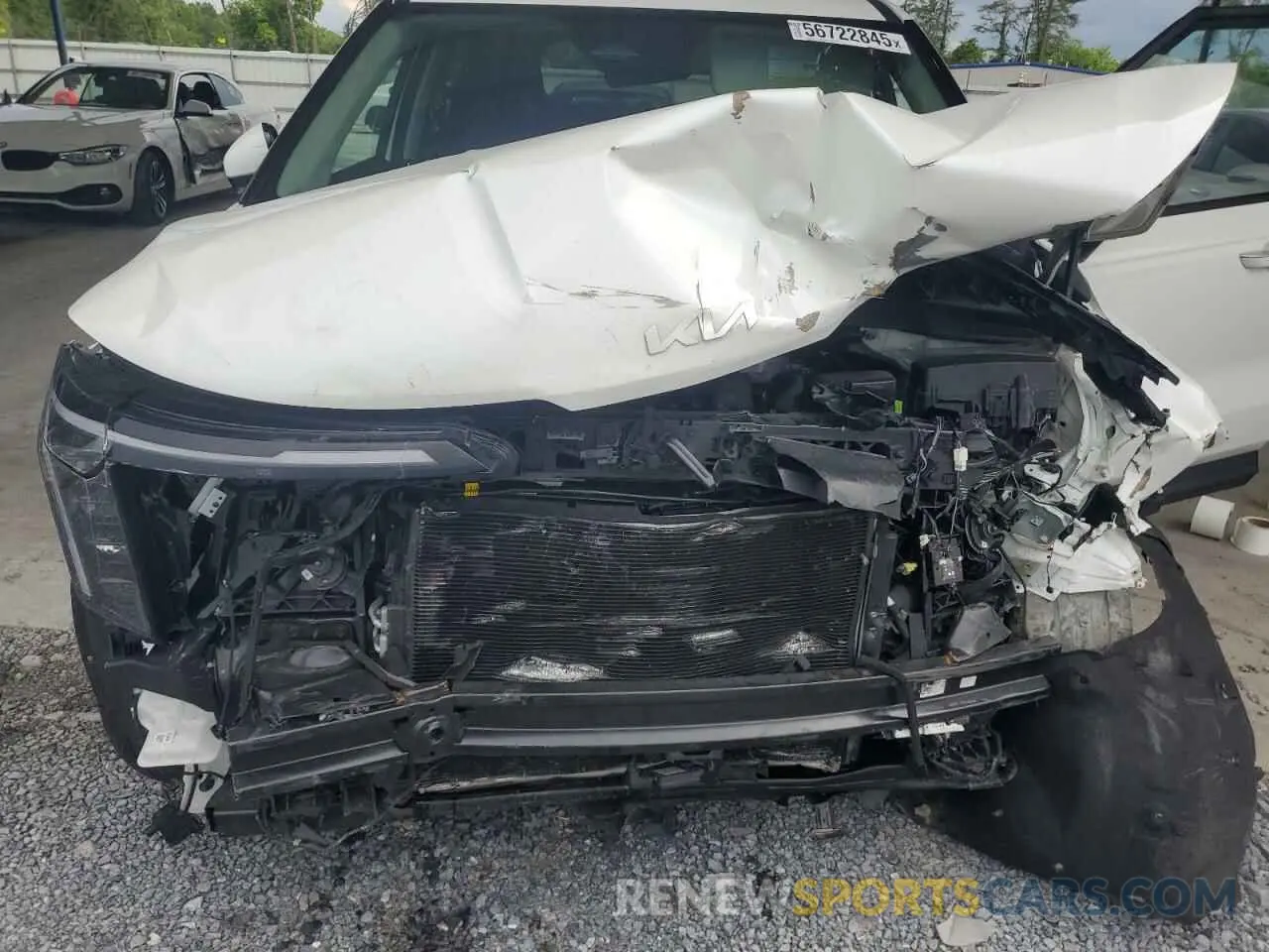 12 Photograph of a damaged car KNDNB5K32S6460121 KIA CARNIVAL L 2025