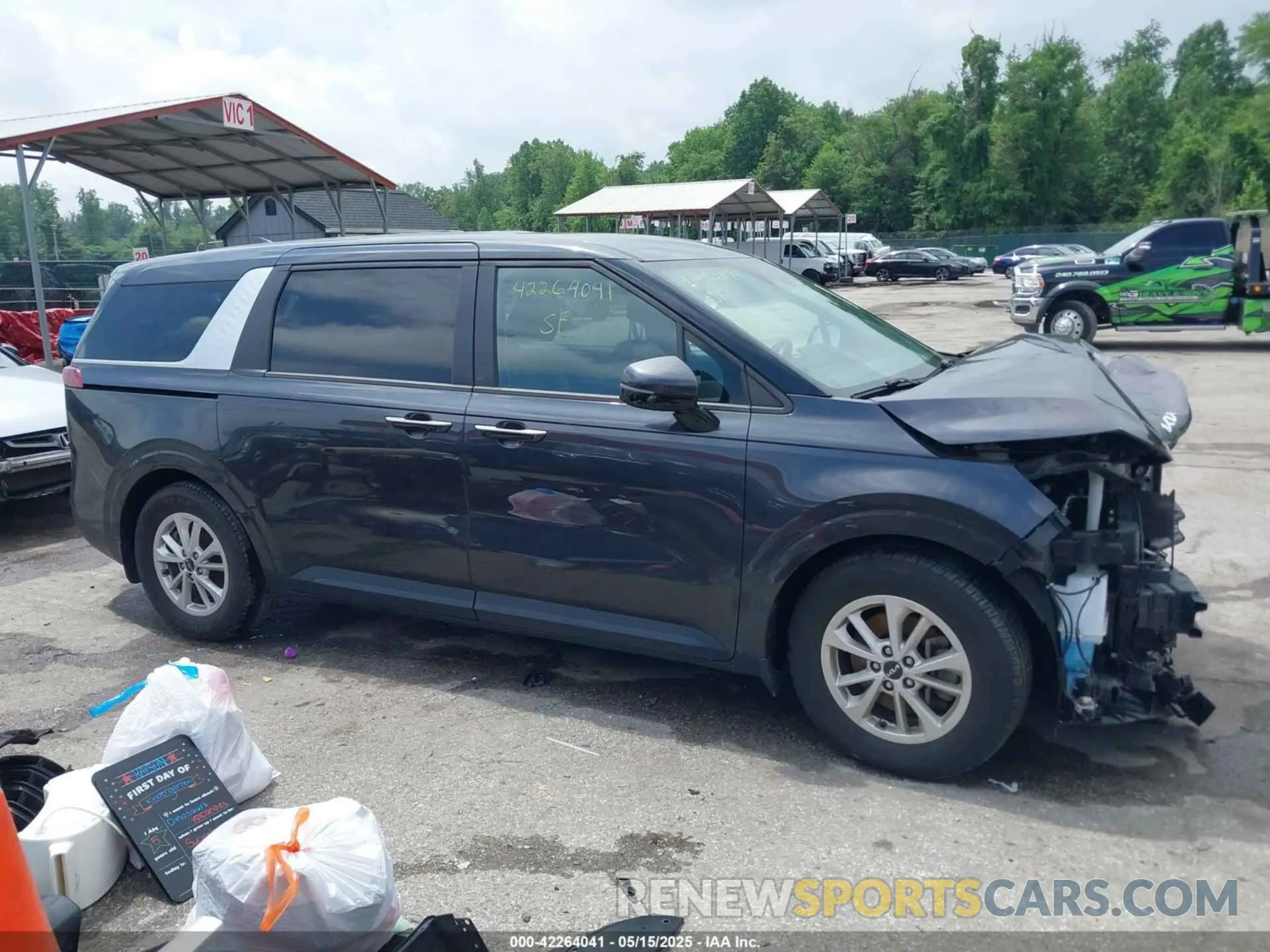 13 Фотография поврежденного автомобиля KNDNB4H33N6115072 KIA CARNIVAL MPV 2022