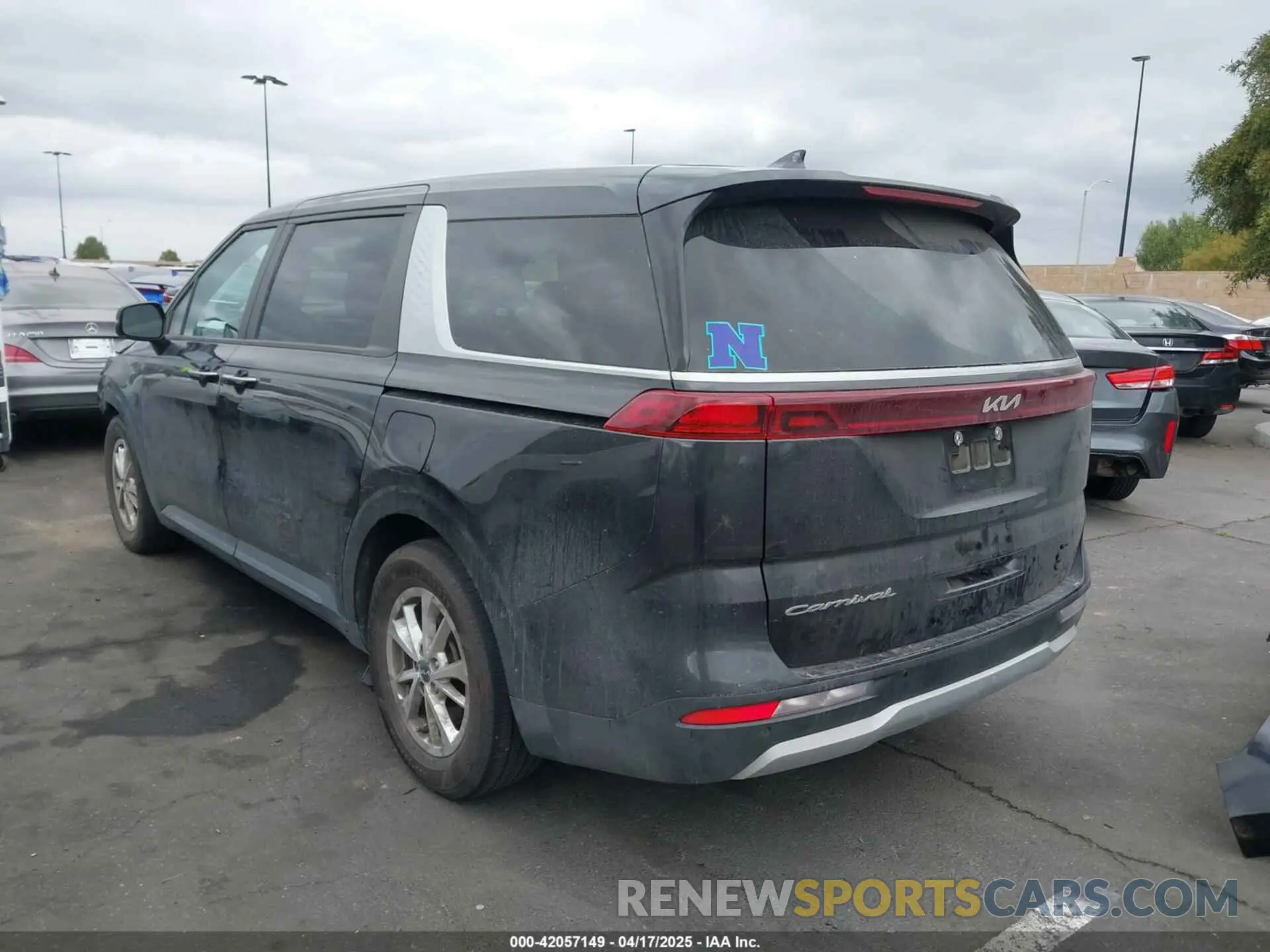 15 Фотография поврежденного автомобиля KNDNB4H33N6128890 KIA CARNIVAL MPV 2022