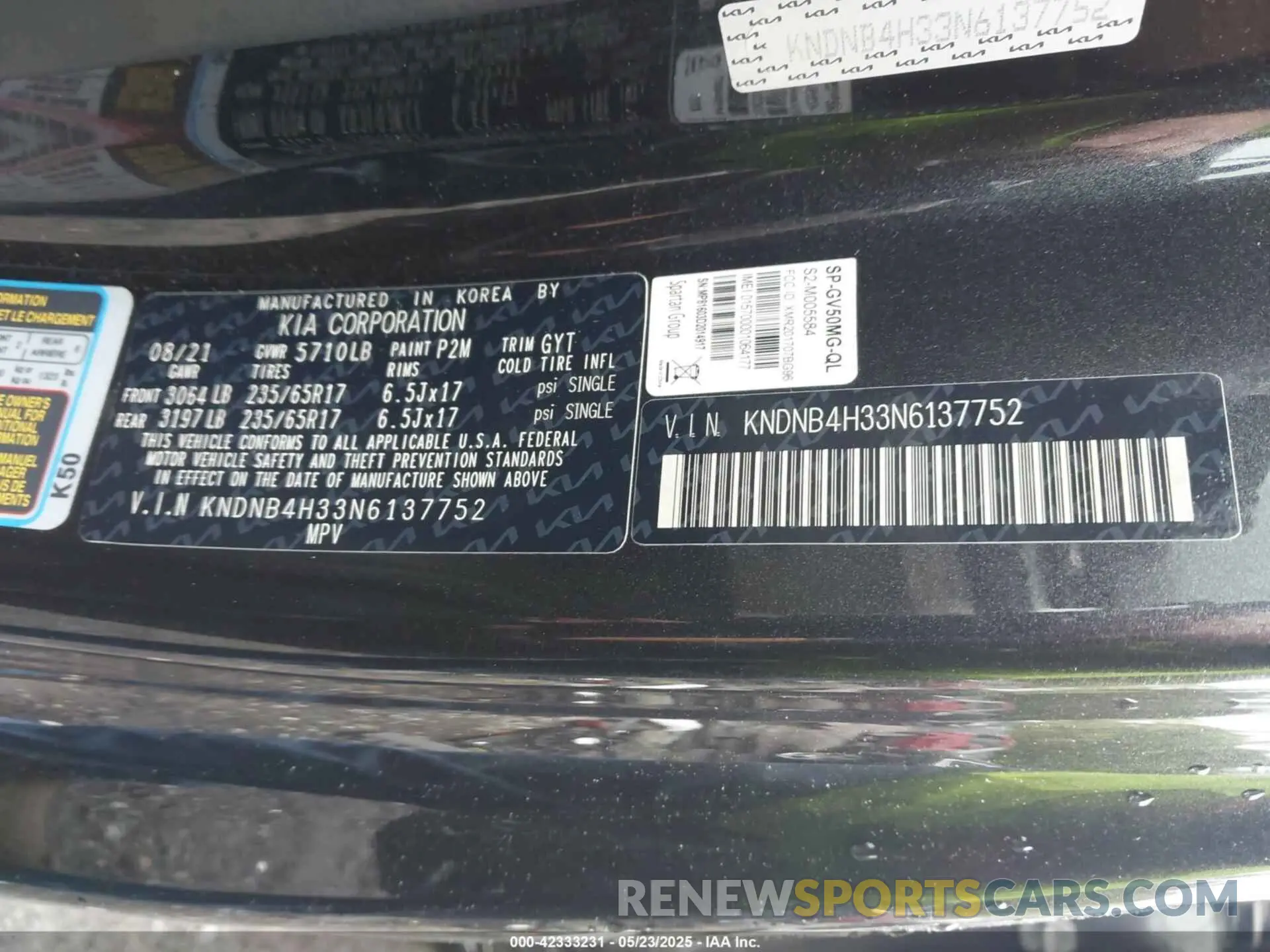 9 Photograph of a damaged car KNDNB4H33N6137752 KIA CARNIVAL MPV 2022