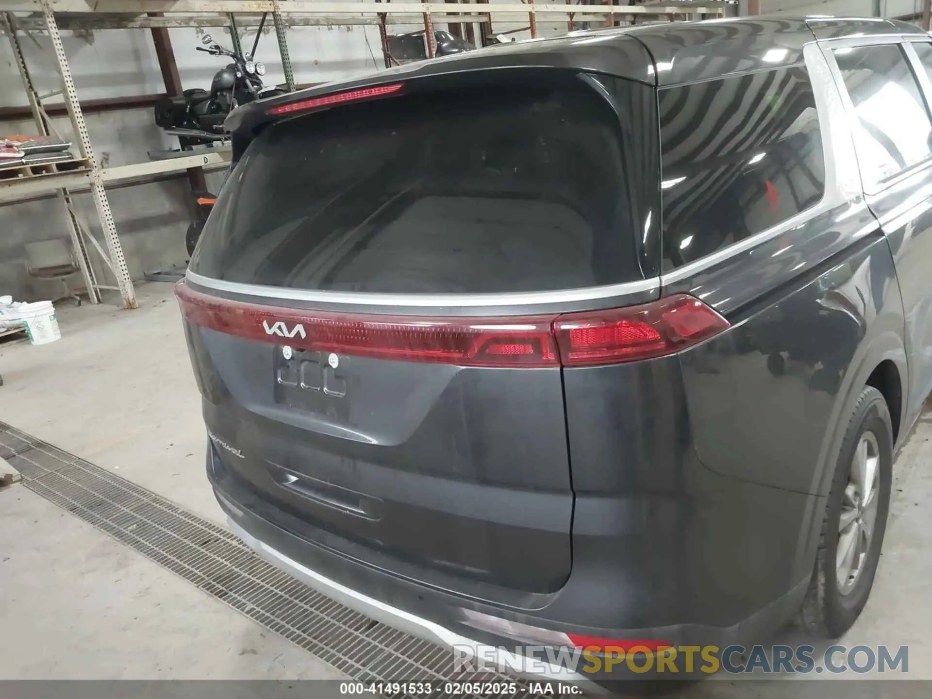 16 Photograph of a damaged car KNDNB4H37N6168339 KIA CARNIVAL MPV 2022