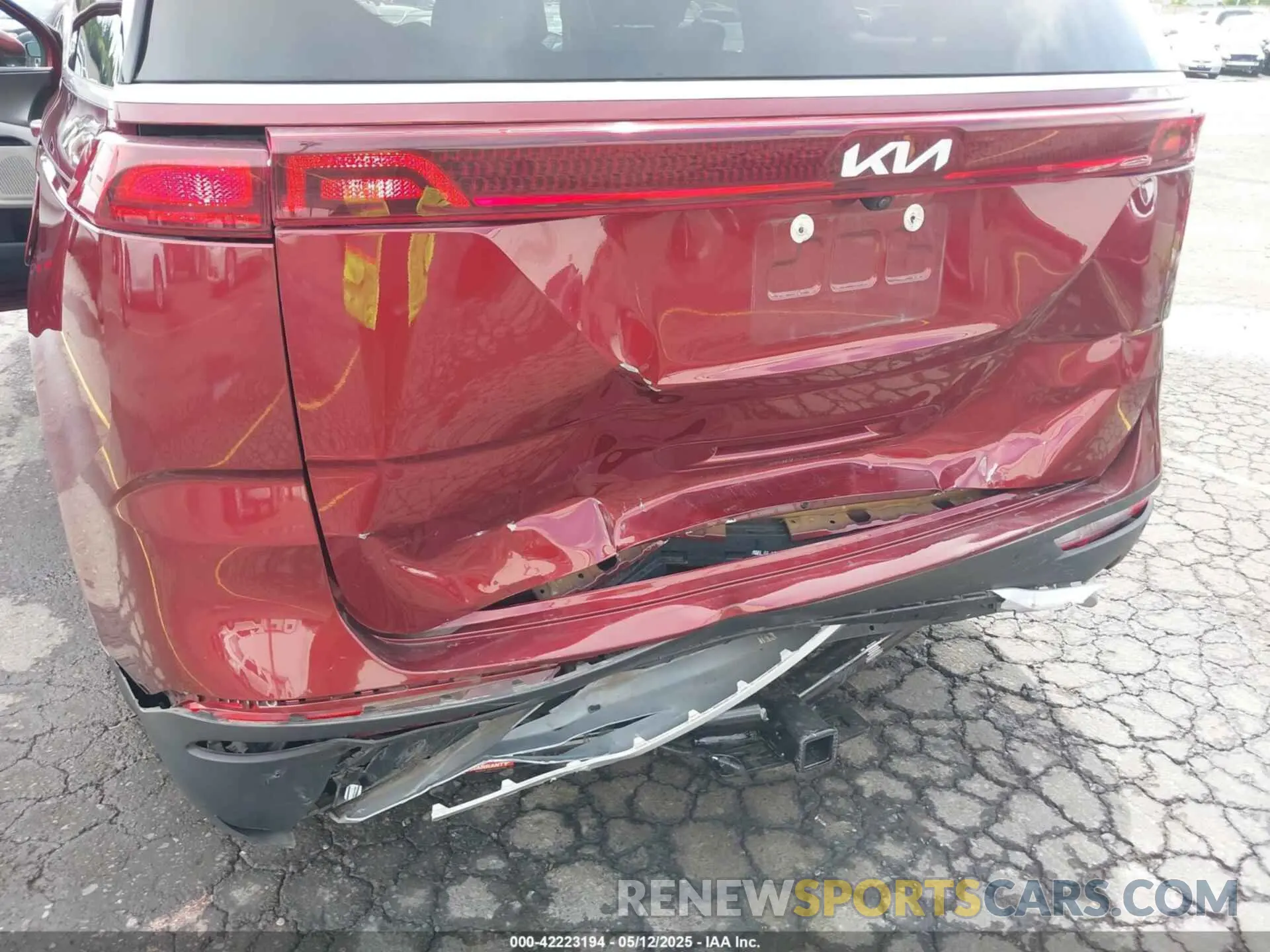 6 Photograph of a damaged car KNDNB4H38N6064698 KIA CARNIVAL MPV 2022