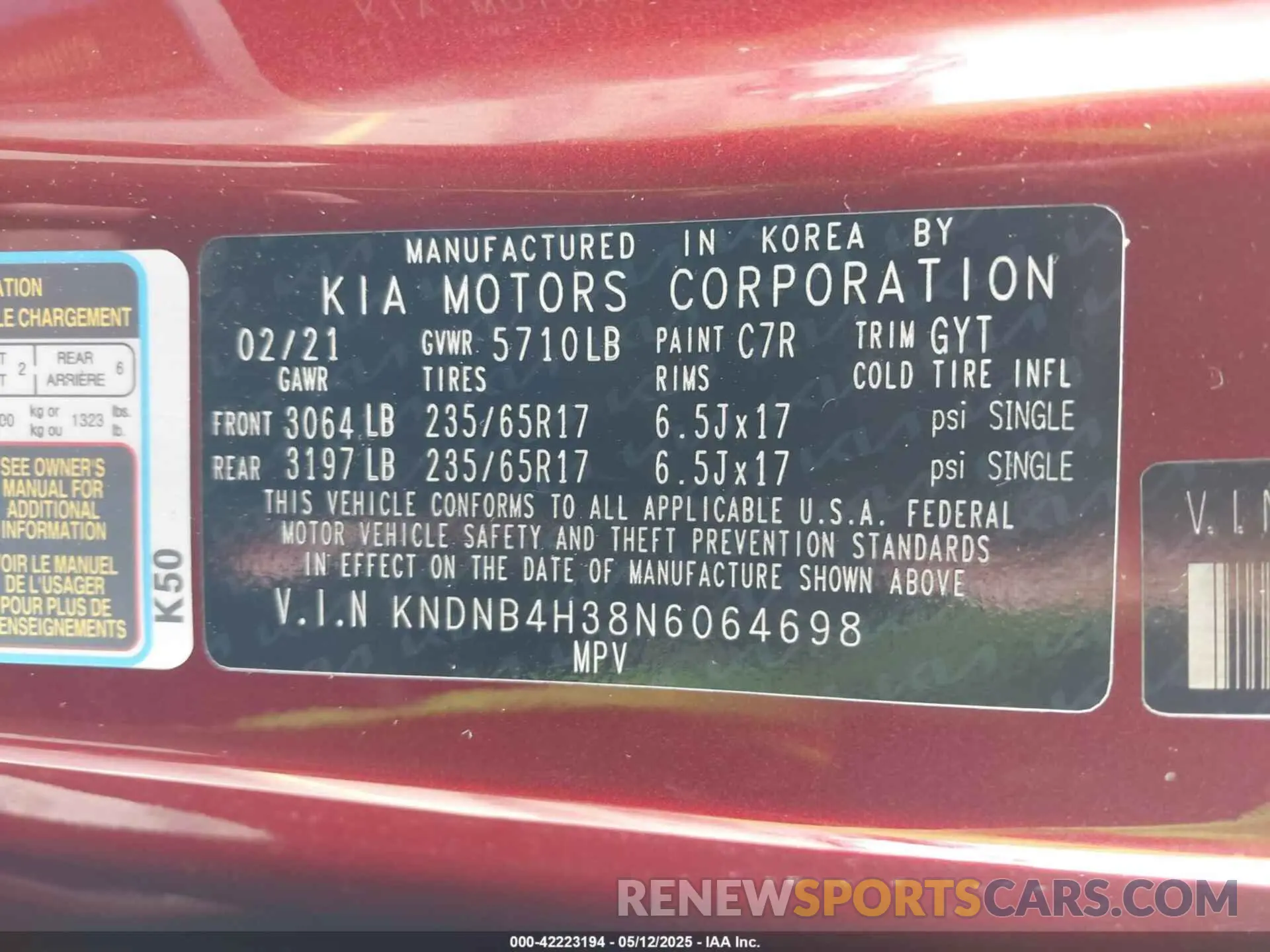 9 Photograph of a damaged car KNDNB4H38N6064698 KIA CARNIVAL MPV 2022