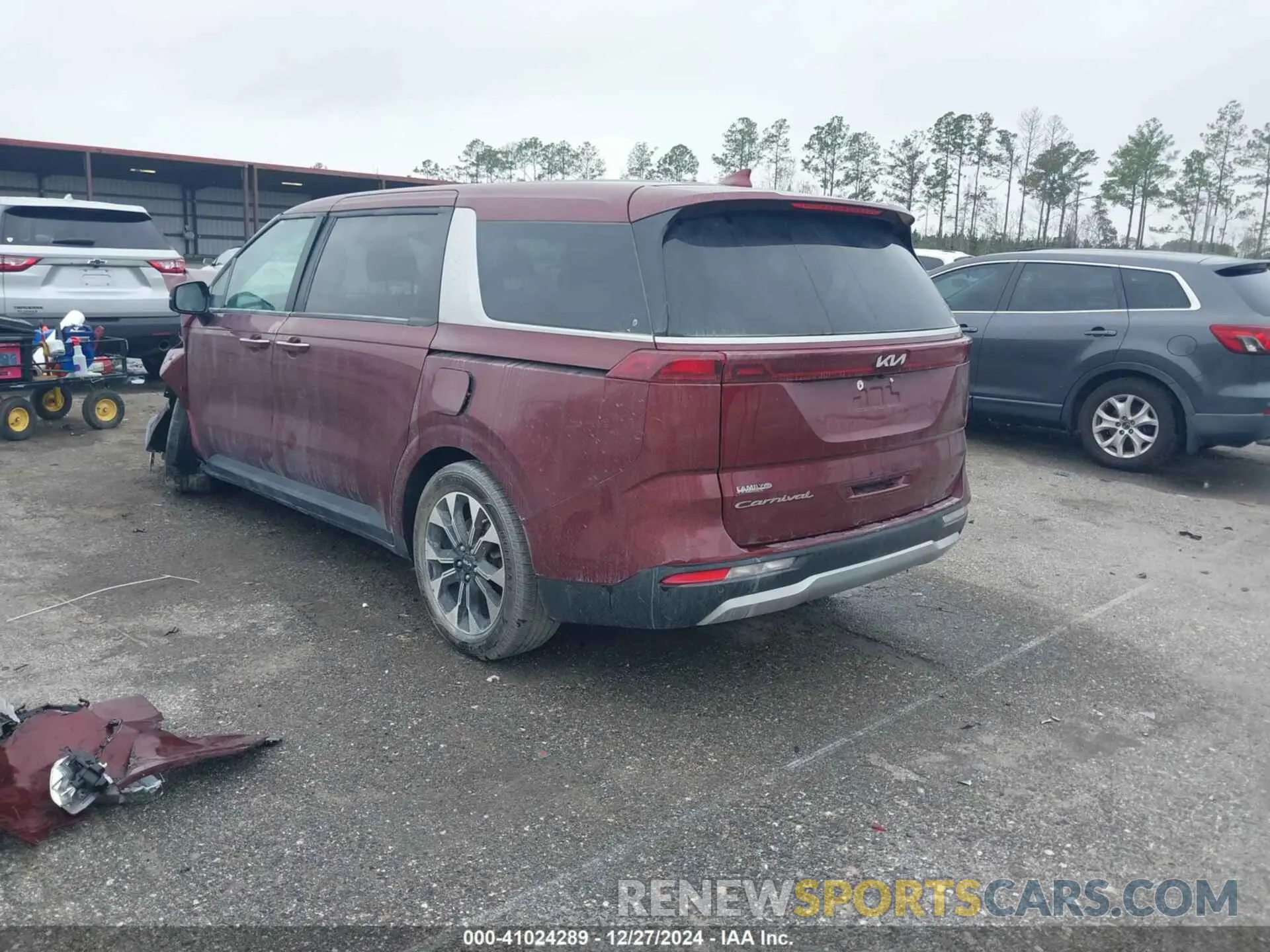 3 Photograph of a damaged car KNDNC5H36N6097184 KIA CARNIVAL MPV 2022