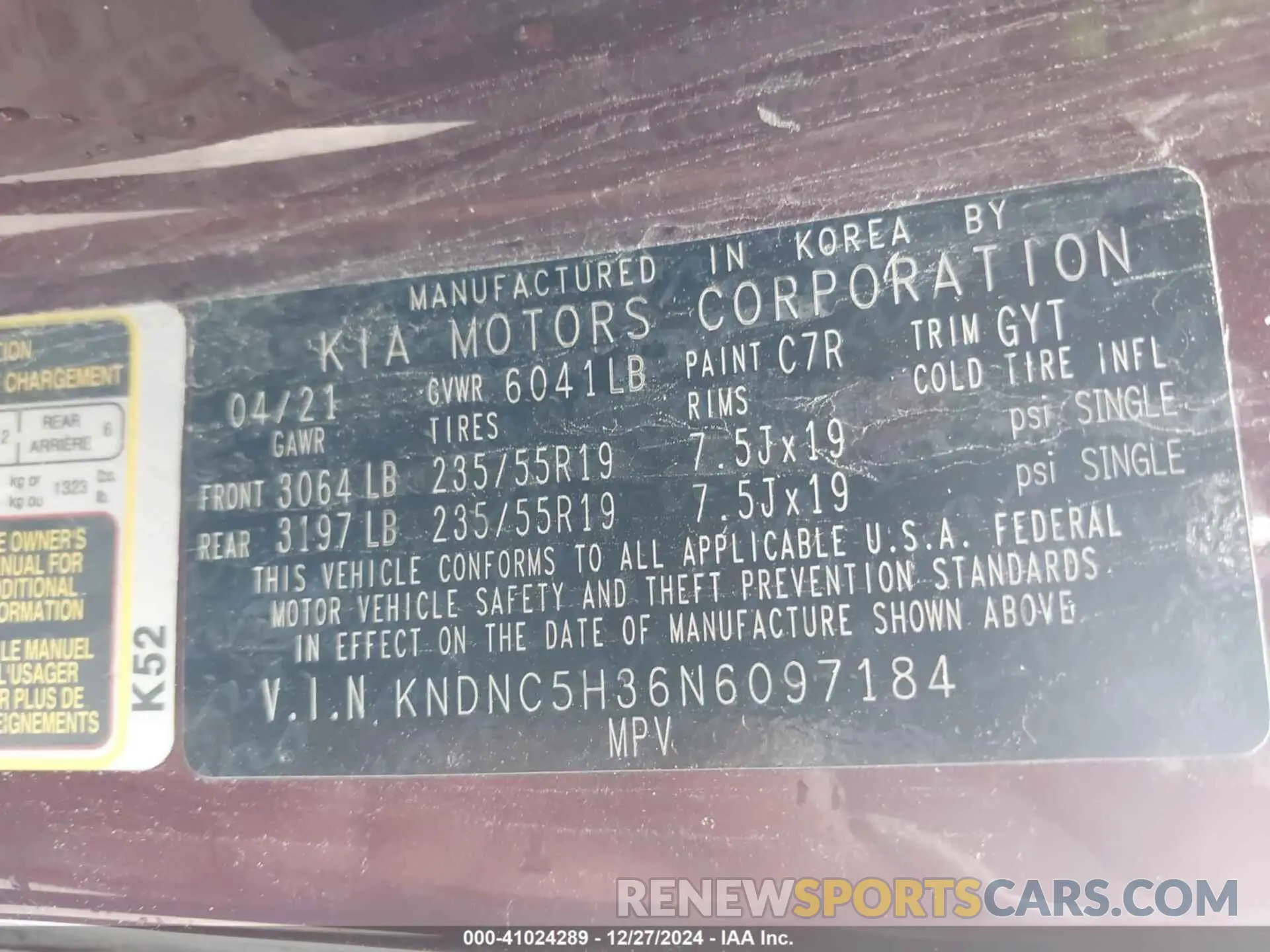9 Photograph of a damaged car KNDNC5H36N6097184 KIA CARNIVAL MPV 2022