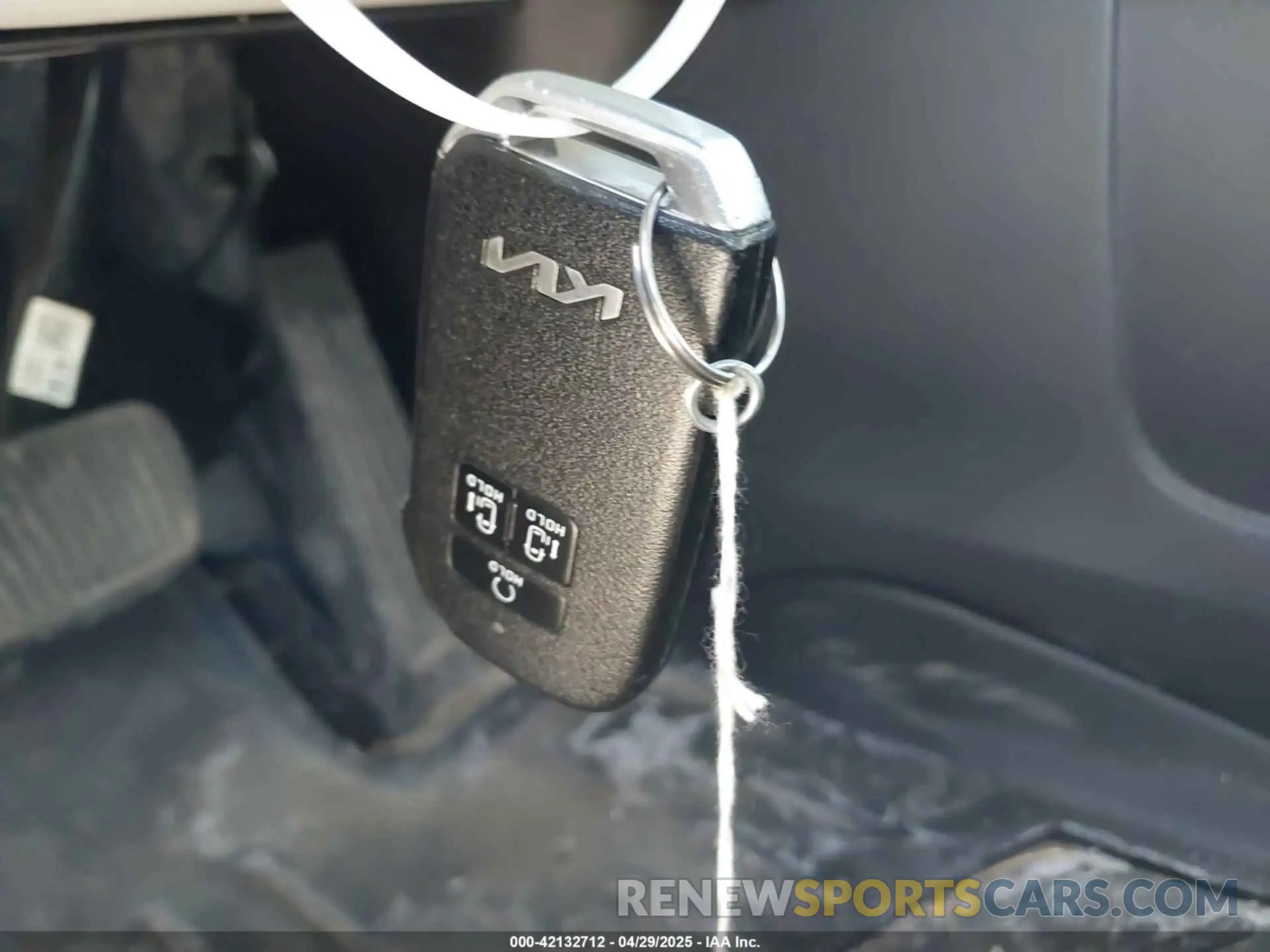 11 Фотография поврежденного автомобиля KNDNC5H3XN6061465 KIA CARNIVAL MPV 2022