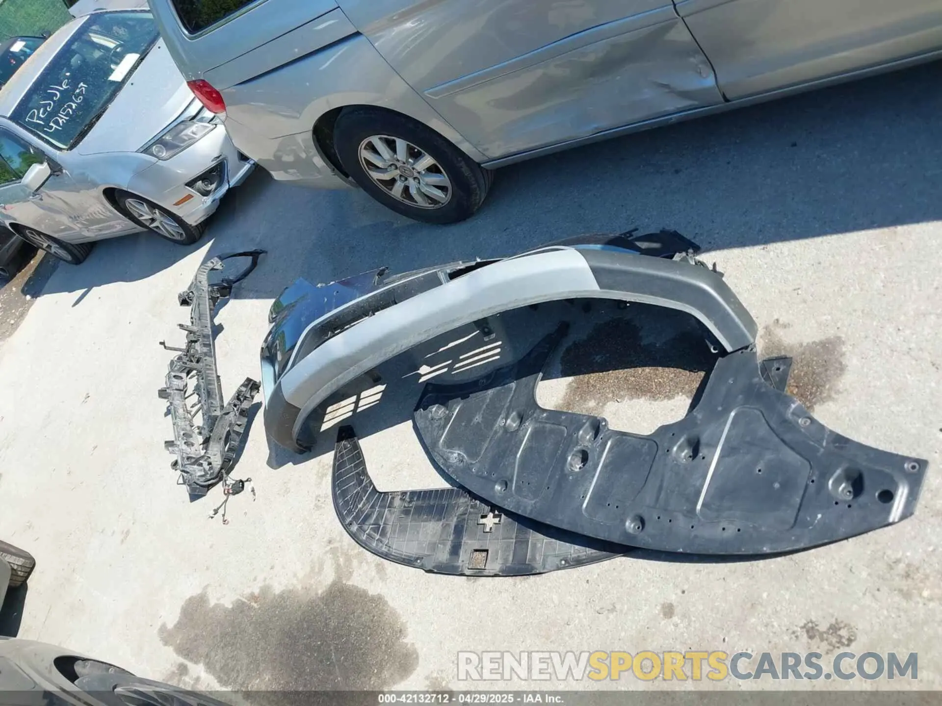 12 Фотография поврежденного автомобиля KNDNC5H3XN6061465 KIA CARNIVAL MPV 2022